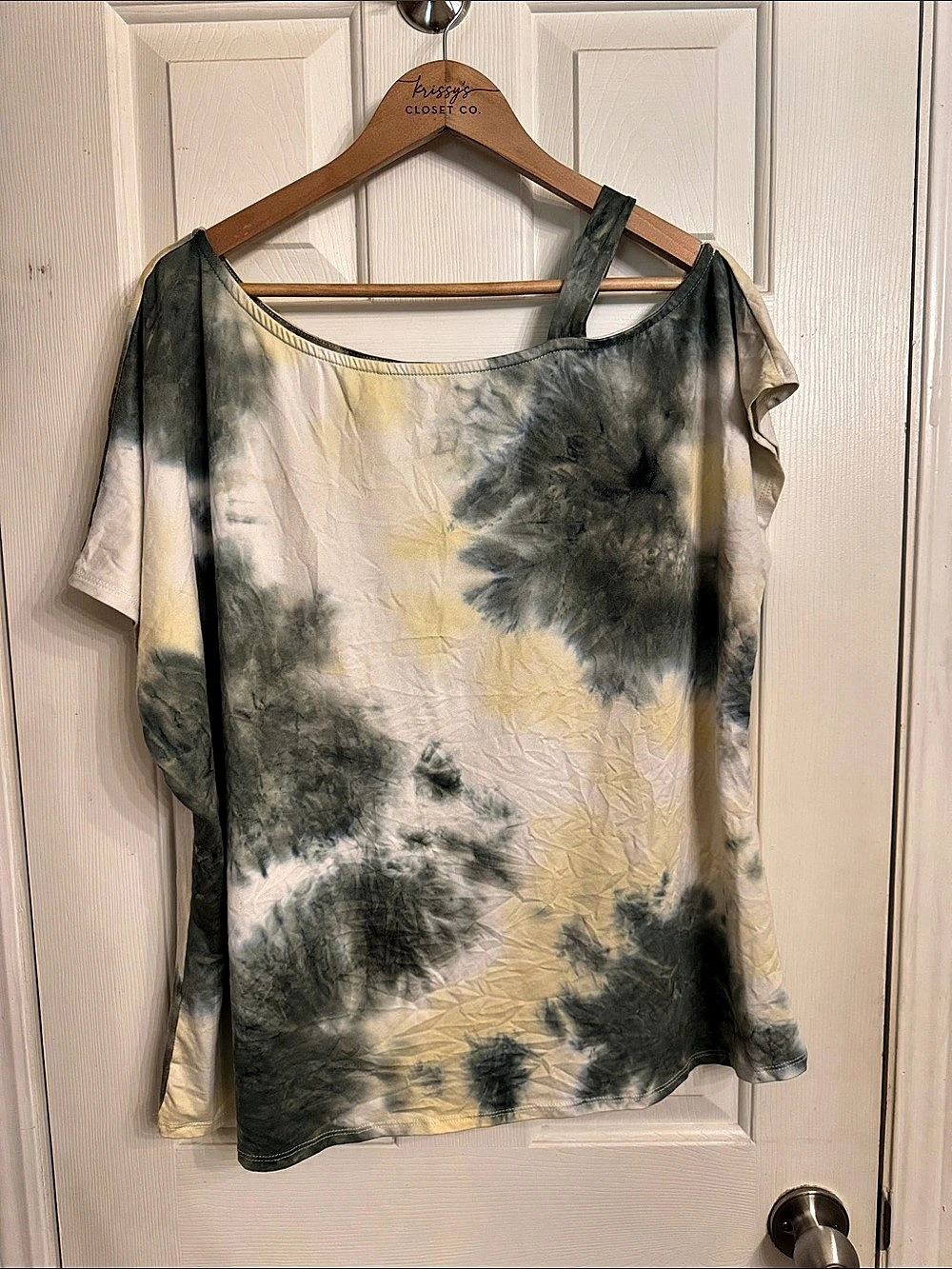 EST. 1946 Tie-Dye Short Sleeve Top in Green & Yellow Size XL
